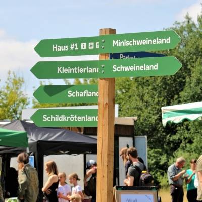 Impressionen vom Sommerfest 2022 im Land der Tiere im Land der Tiere, dem veganen Tierschutzzentrum zwischen Hamburg, Berlin und Lüneburg