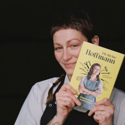 Lesung mit Sophia Hoffmann beim Sommerfest 2022 im Land der Tiere im Land der Tiere, dem veganen Tierschutzzentrum zwischen Hamburg, Berlin und Lüneburg